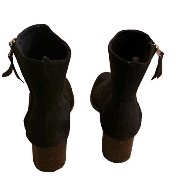 Old Navy Faux Suede Black Ankle Booties Size 7 - Picture 5 of 6